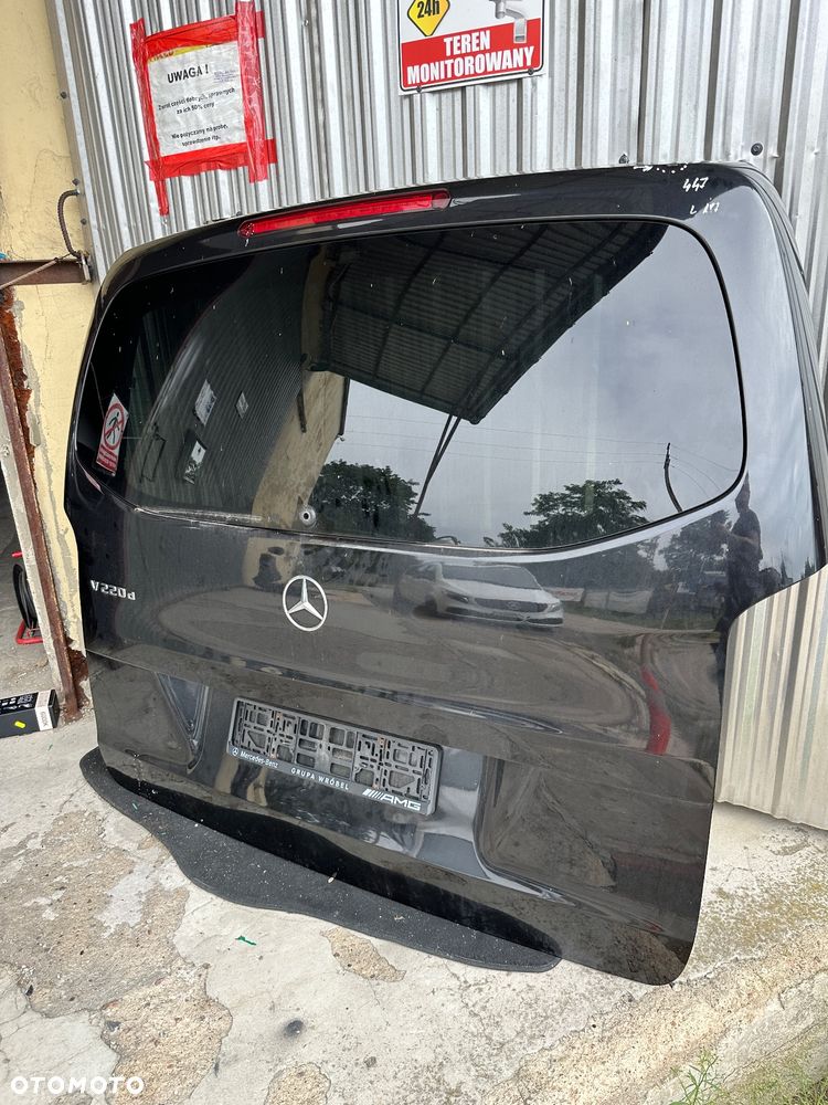 MERCEDES 447 klapa tył szyba tylna vito v klasa Metris  tourer EQV czarna 197 - 2