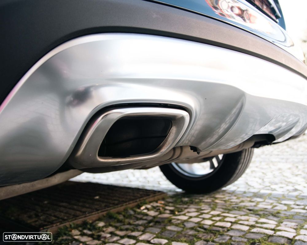 Mercedes-Benz GLA 220 d 7G-DCT Urban - 39