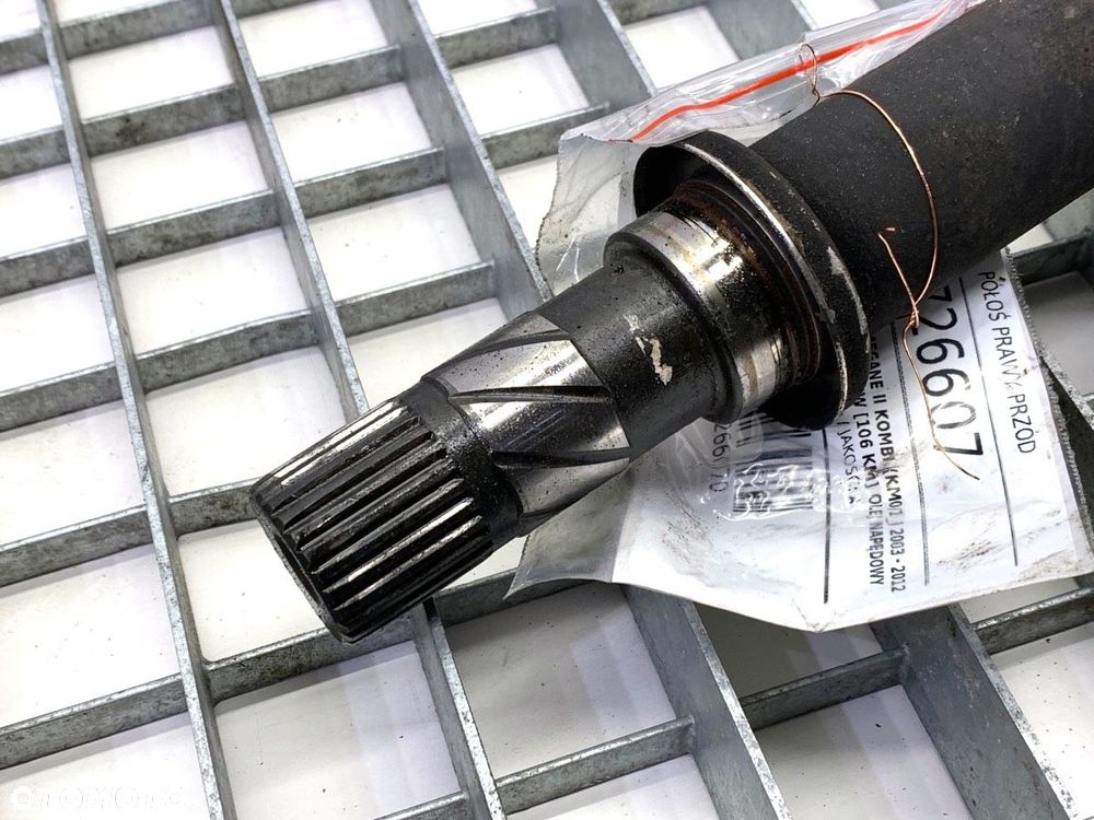 PÓŁOŚ PRAWY PRZÓD  RENAULT MEGANE II Kombi (KM0/1_) 2003 - 2012 1.5 dCi (KM16, KM1E) 78 kW [106 - 2