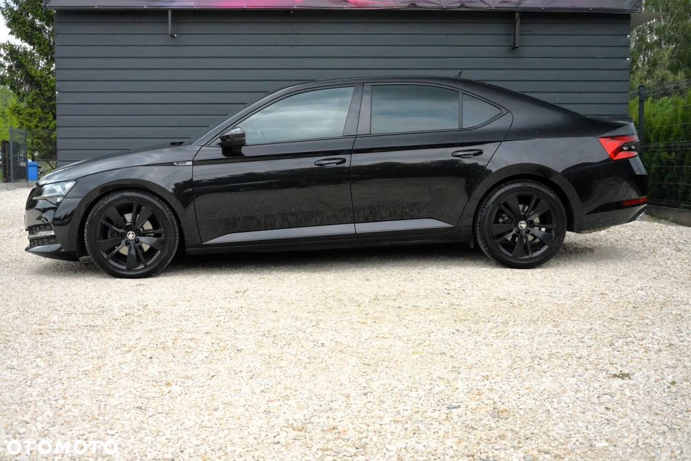 Skoda Superb 2.0 TDI SCR Sportline DSG - 4