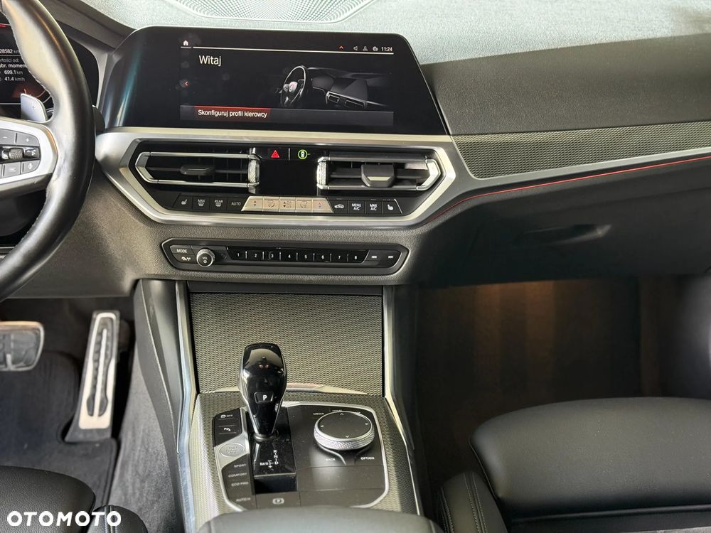 BMW Seria 3 320d xDrive mHEV M Sport - 10
