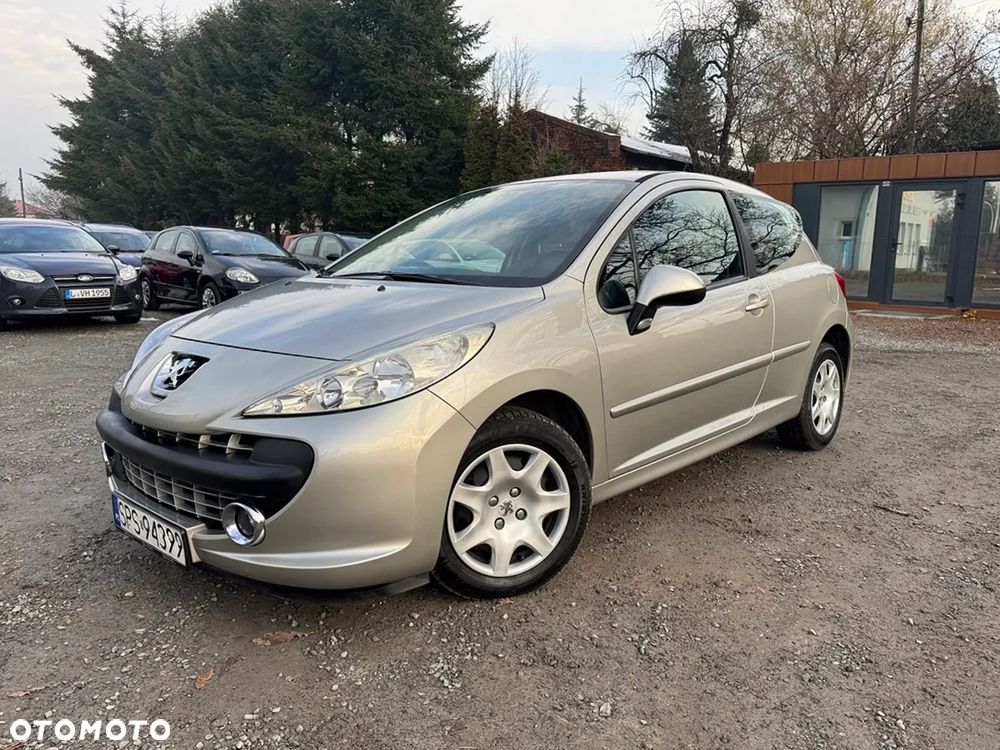 Peugeot 207 - 4