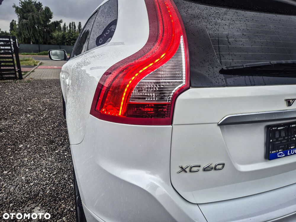Volvo XC 60 D4 AWD Geartronic RDesign - 7