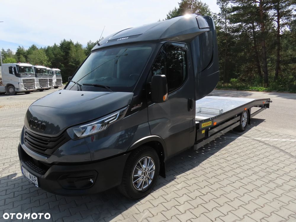 Iveco DAILY 35S18 3.0 HPI 180 KM POWER Hi-Matic AUTOMAT JEGGER Laweta POMOC DROGOWA Przewóz Pojazdów AUTOLAWETA 5100 mm Dł. Platformy DMC 3500 Kg Rozstaw Osi 4100 mm WZMACNIANE Zawieszenie Adaptacyjne Pneumatyczne Tylna Kabina Sypialniana LAMAX FULL LED Pełna Opcja Wyposażenia STAN JAK NOWY OKAZJA DOSTEPNA I GOTOWA - 8
