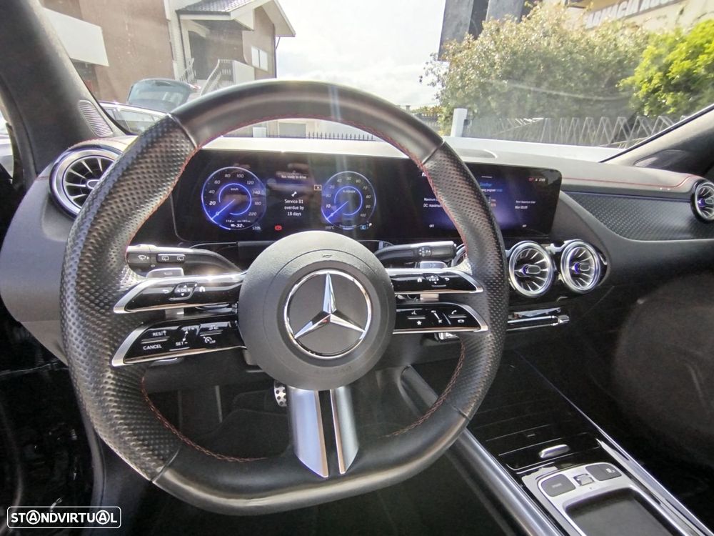 Mercedes-Benz EQA 250+ AMG Line - 34