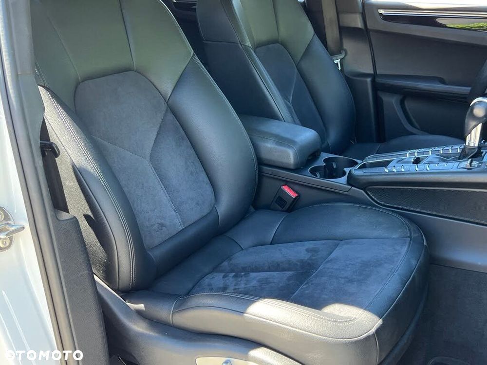 Porsche Macan Standard - 14