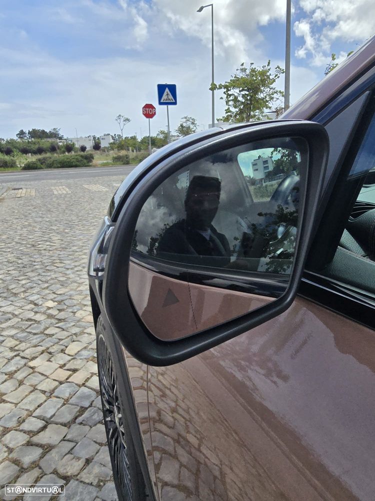 Mercedes-Benz EQA 300 4Matic - 22