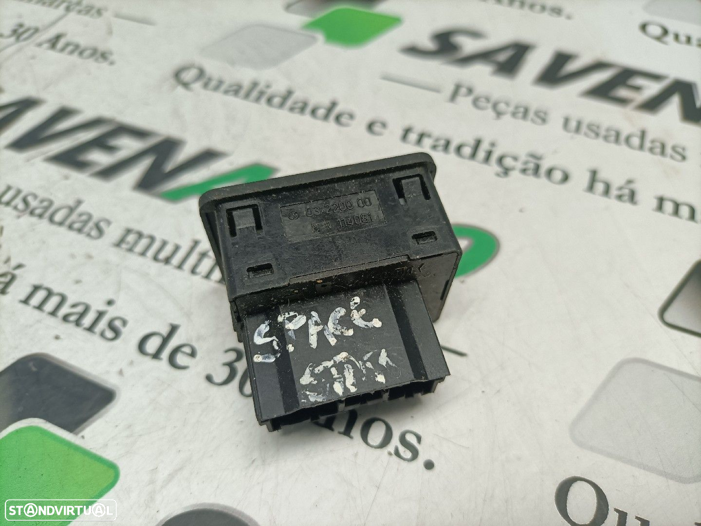 Botão / Comando Regulador De Espelhos Mitsubishi Space Star Veículo Mu - 3