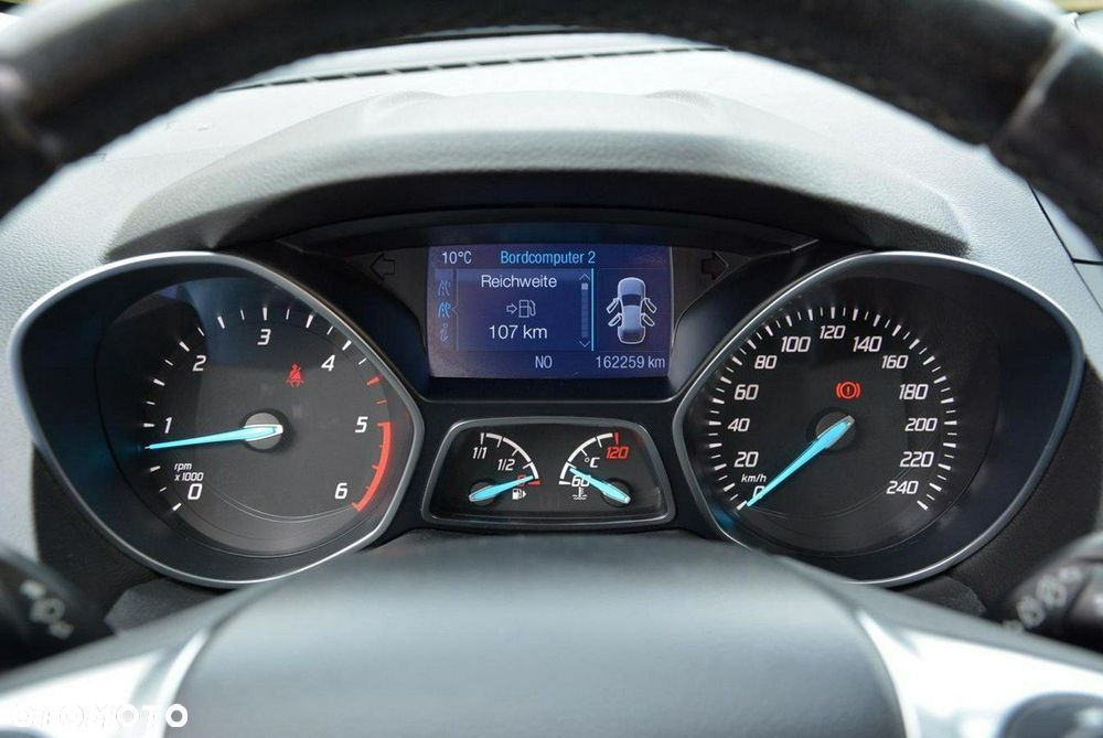 Ford Kuga 2.0 TDCi 4x4 Titanium - 24