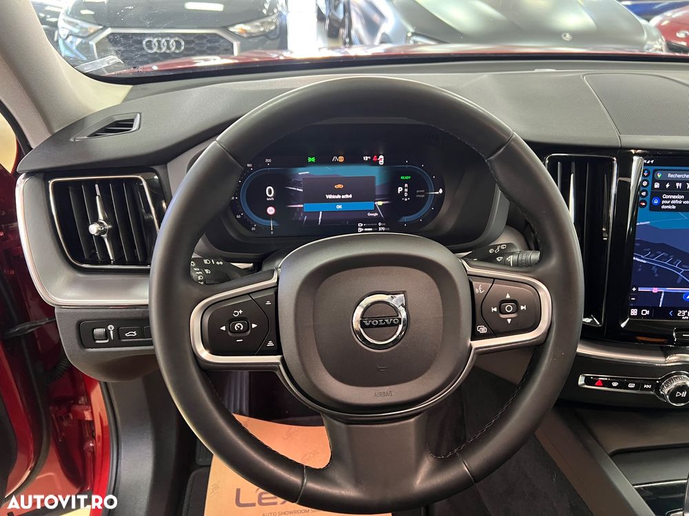 Volvo XC 60 T6 AWD Recharge Geartronic Inscription Expression - 26