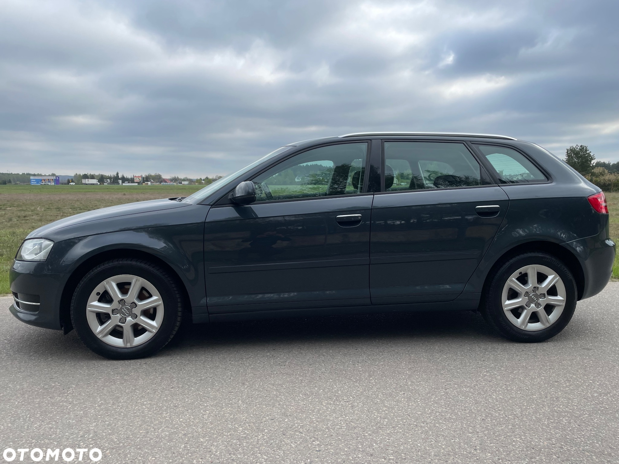 Audi A3 2.0 TDI Sportback DPF S tronic Attraction - 9