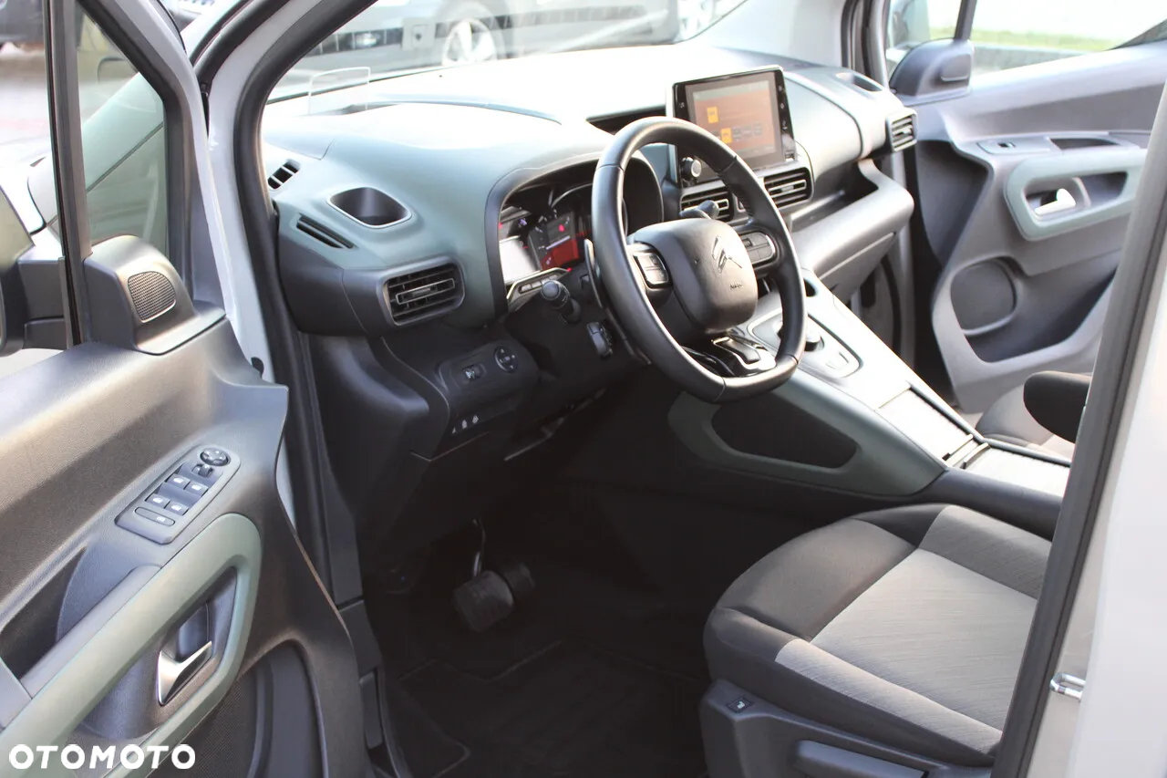 Citroën Berlingo M PureTech 130 EAT8 SHINE - 22