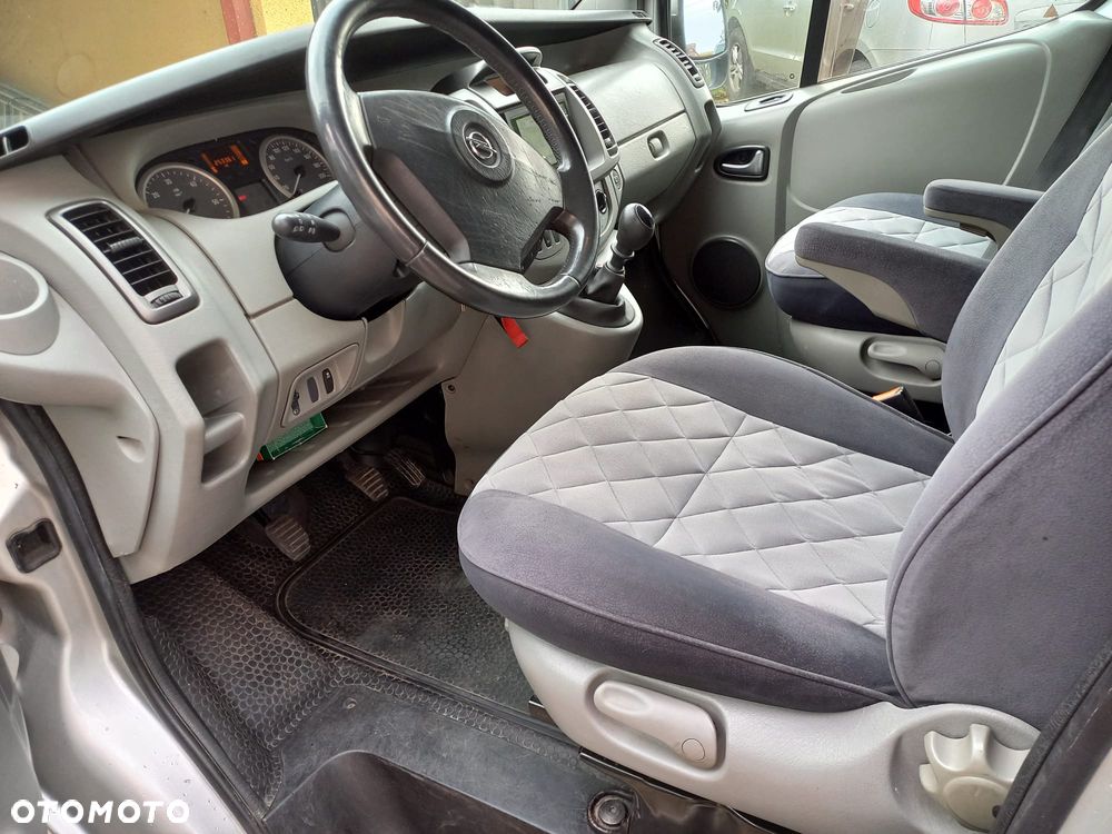 Opel Vivaro - 5