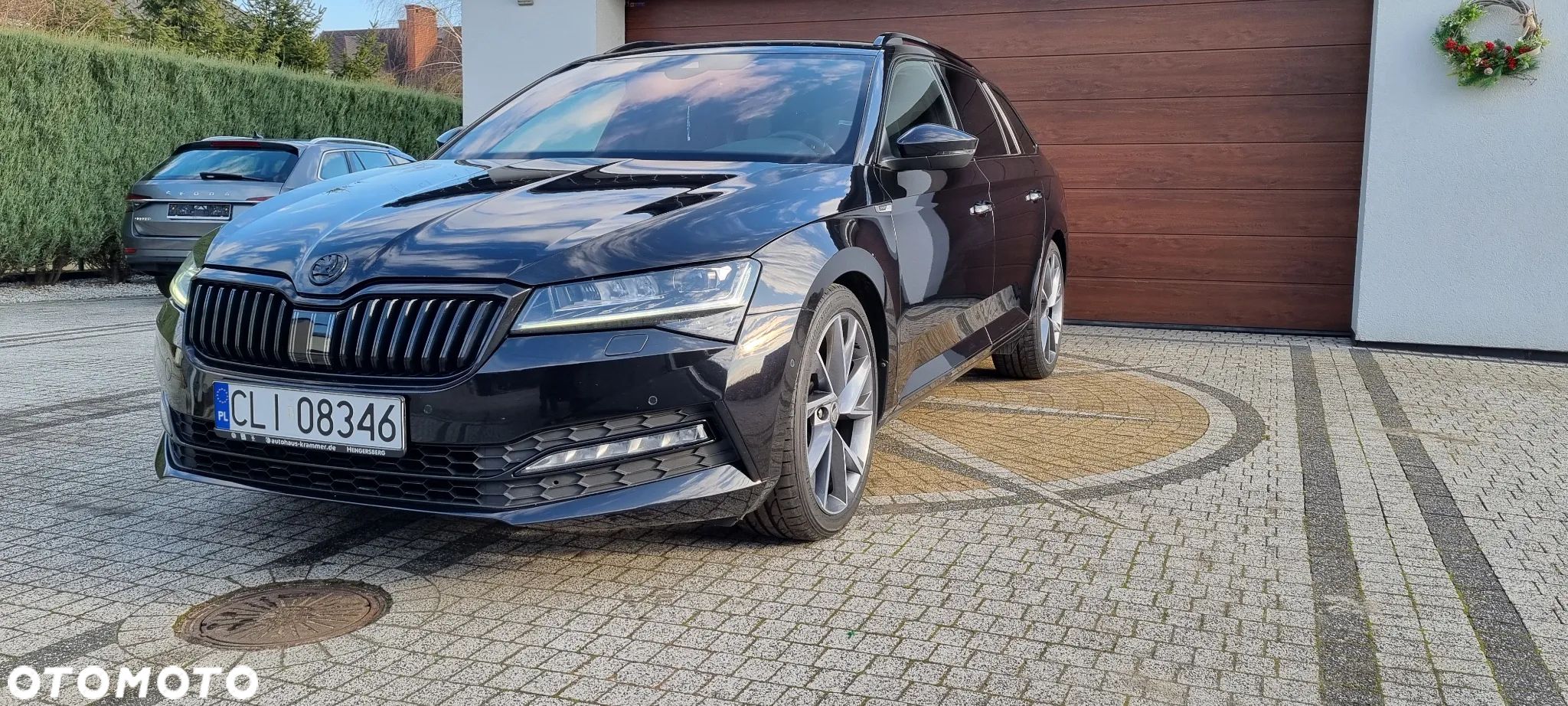 Skoda Superb 2.0 TDI DSG Sportline - 1