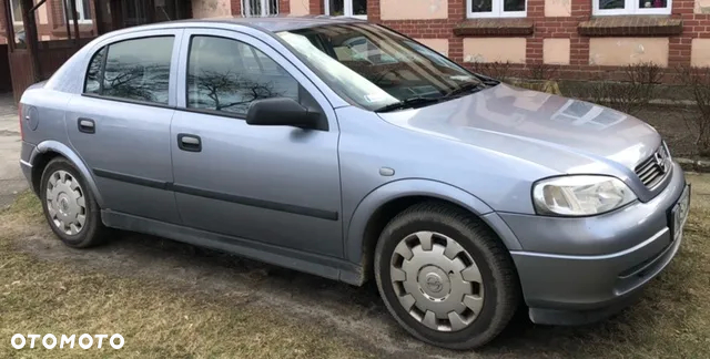 Opel Astra - 3