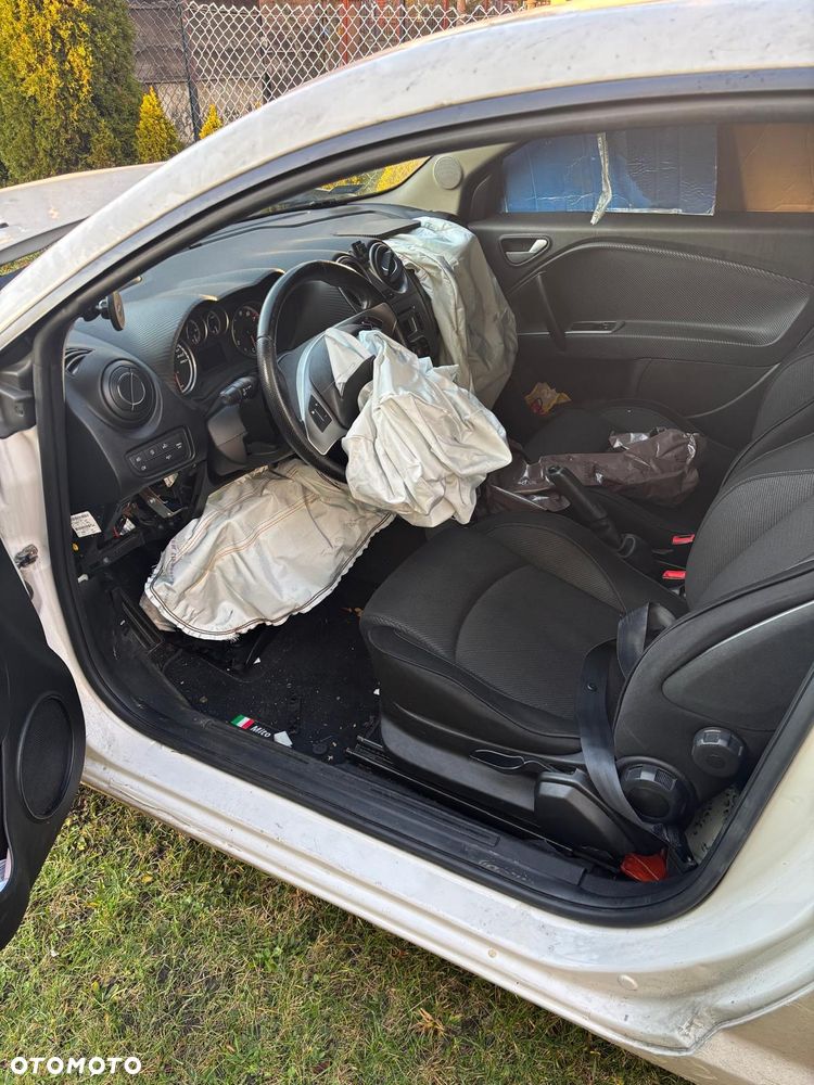 Alfa Romeo Mito 1.4 MultiAir Distinctive - 8