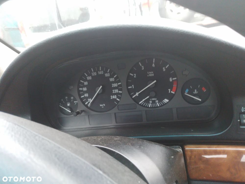 BMW E39 95-00 520I M52B20 1 X VANOS-  POMPA ABS - 33