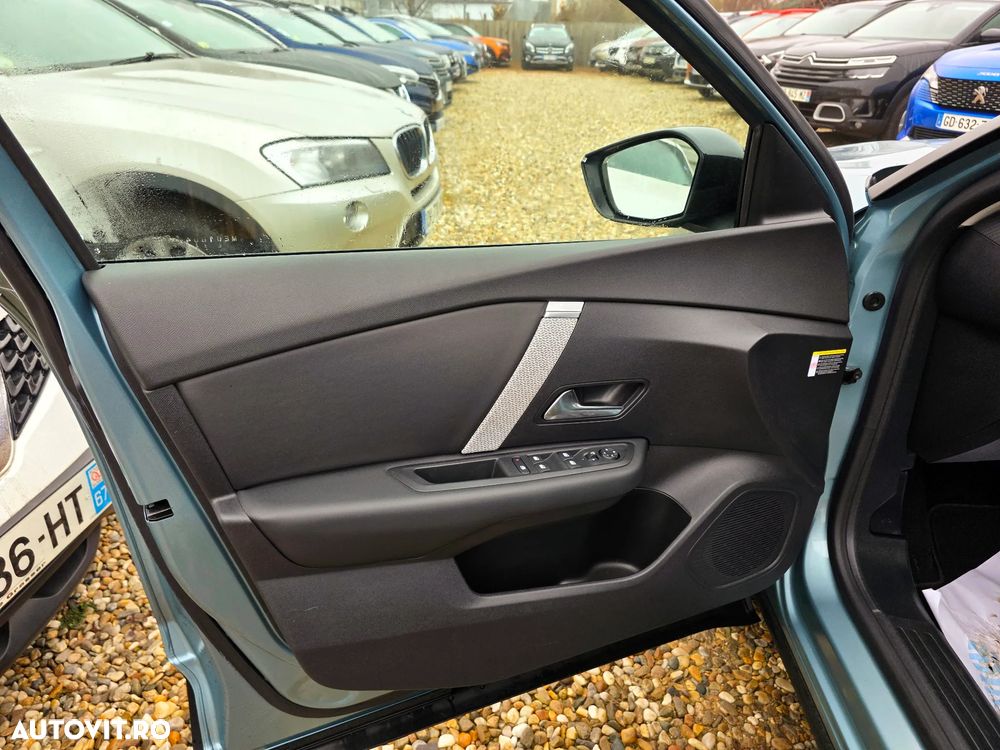 Citroën C4 PureTech 130 Stop&Start EAT8 PLUS - 20