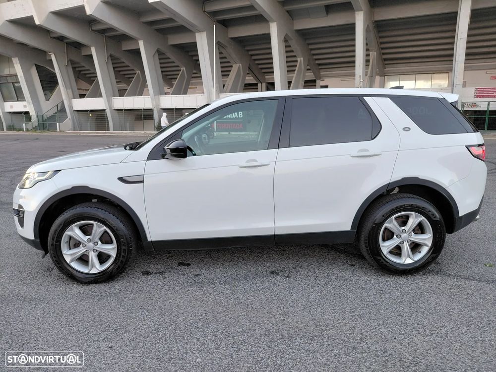 Land Rover Discovery Sport 2.0 TD4 HSE - 3