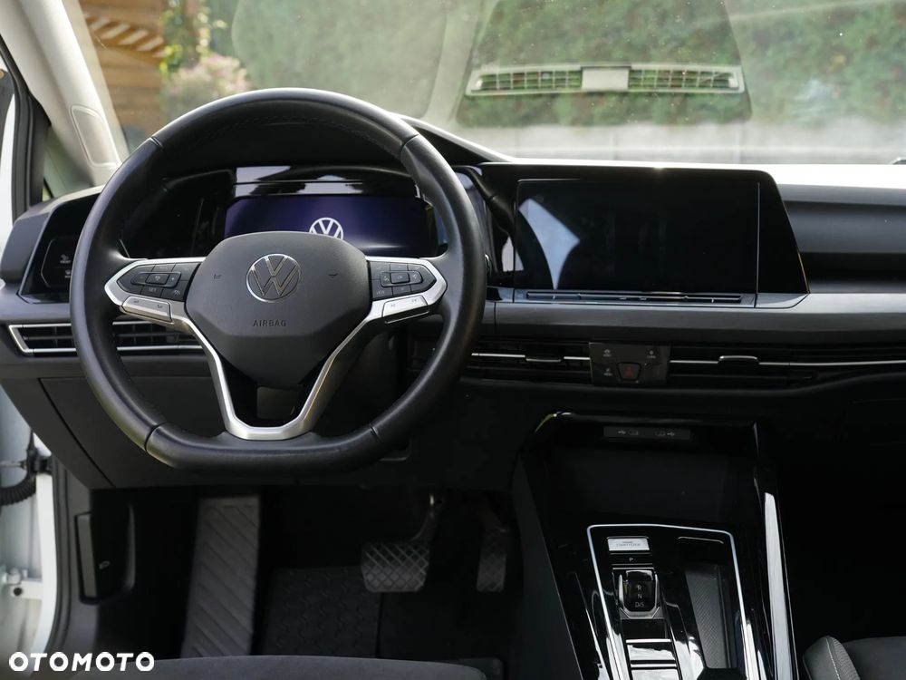 Volkswagen Golf 1.5 eTSI Style DSG - 31