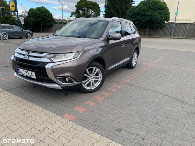 Mitsubishi Outlander 2.0 Intense + 2WD - 1