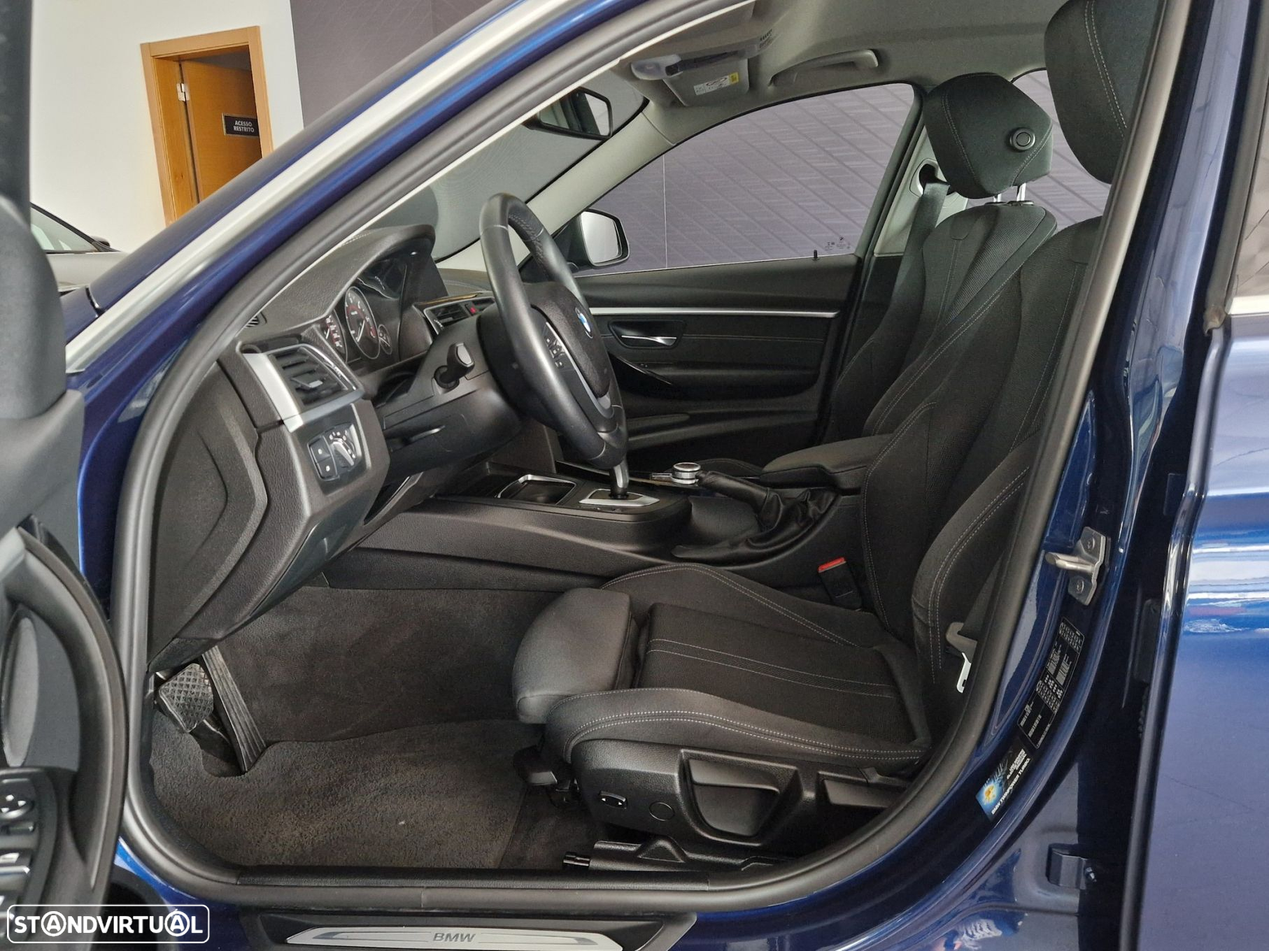 BMW 318 d Line Sport Auto - 14