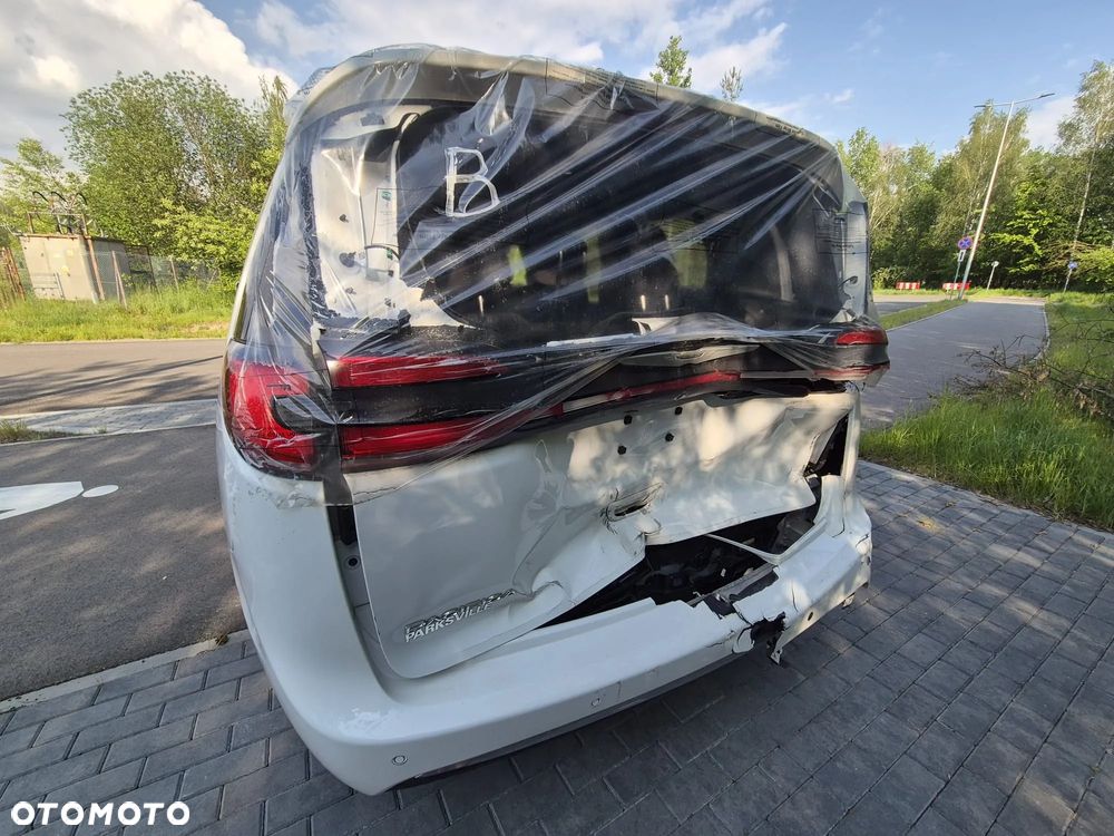 Chrysler Pacifica - 11