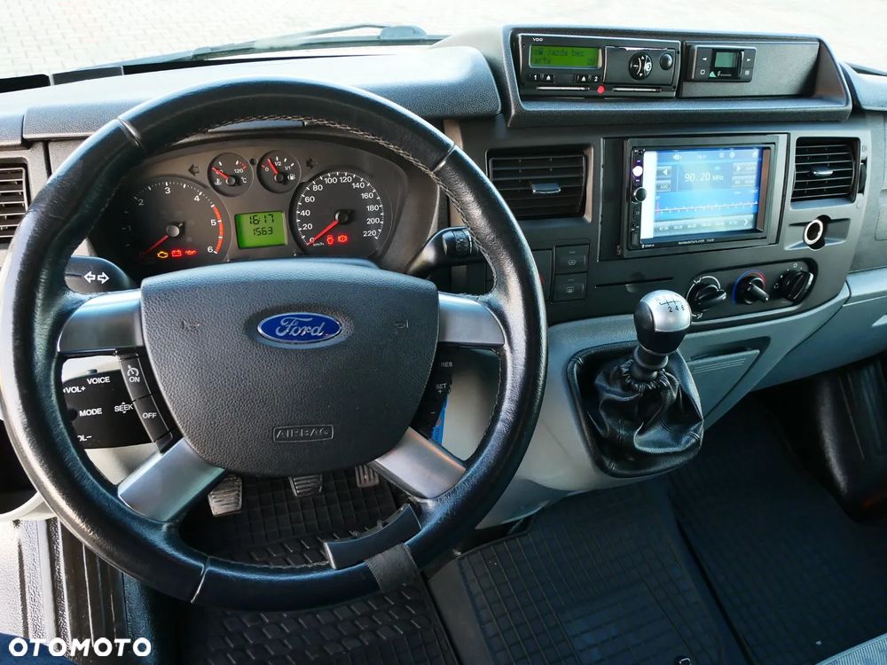 Ford TRANSIT - 21