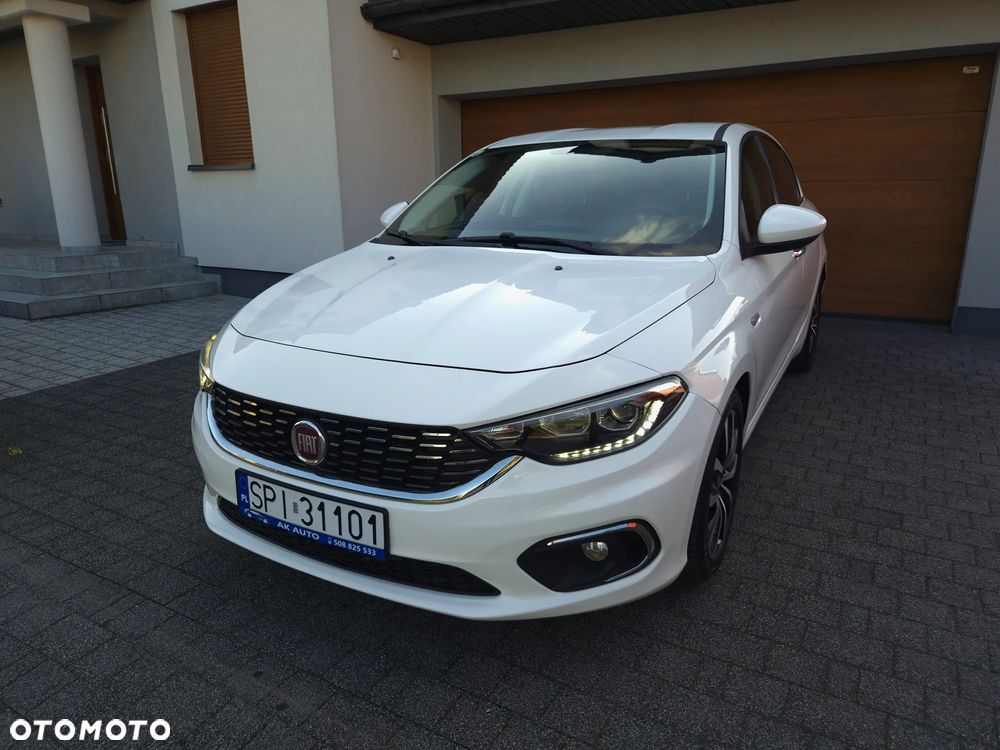 Fiat Tipo 1.4 T-Jet 16v Lounge - 11