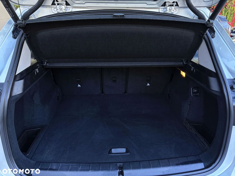 BMW X1 sDrive20i Advantage - 35