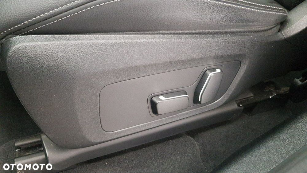 BMW iX3 - 26
