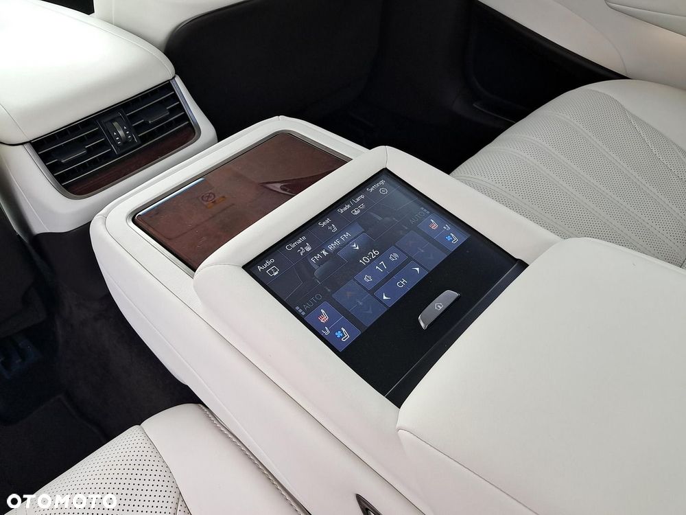 Lexus LS - 13