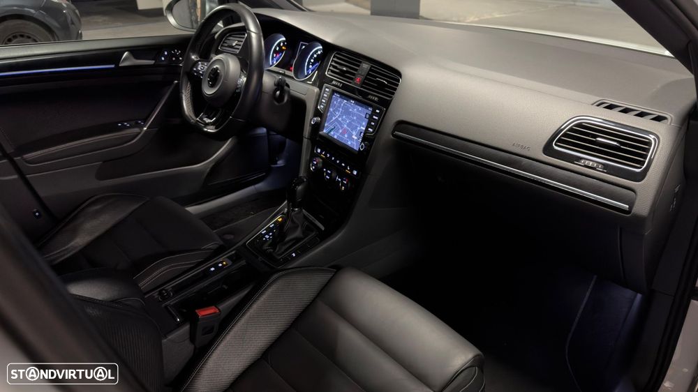 VW Golf 2.0 TSI R DSG - 19
