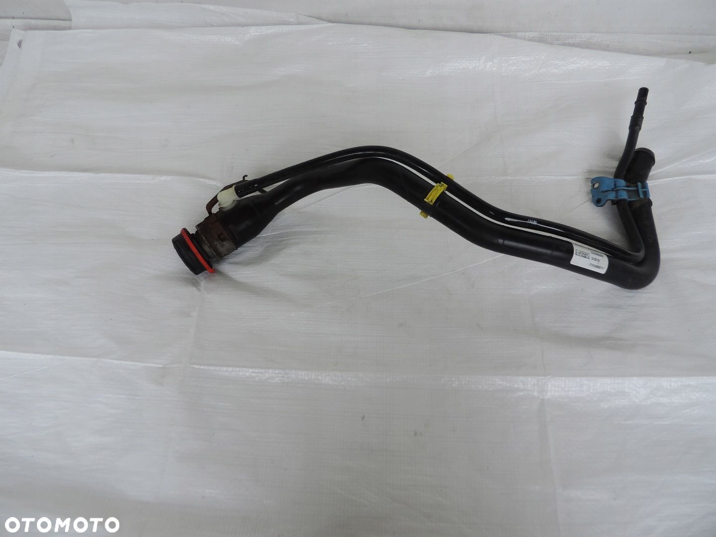 Rura przewód wąż wlew paliwa Opel Astra K V 15- 1.6 CDTI 39173097 - 1