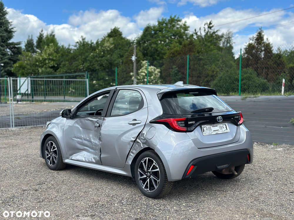Toyota Yaris - 15