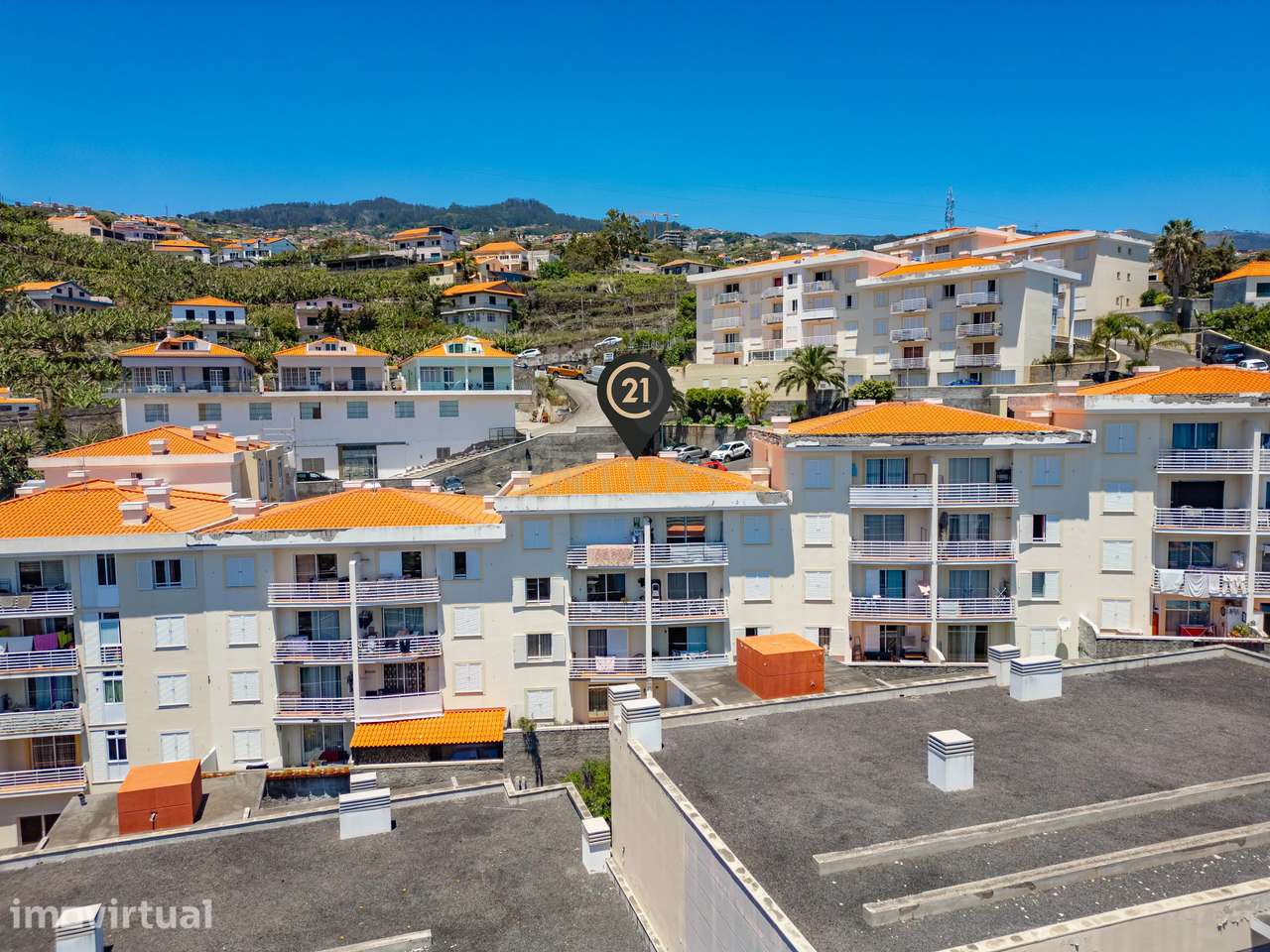 Apartamento T2 Mobilado e Equipado em Câmara de Lobos - Grande imagem: 2/22