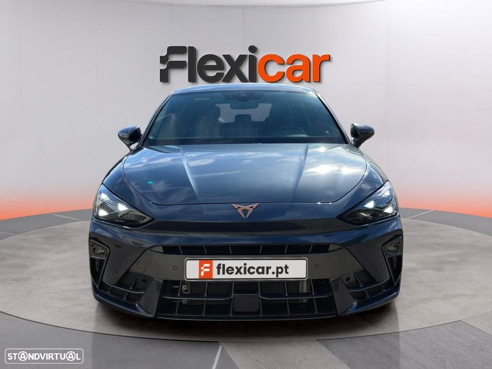 Cupra Leon 1.5 eTSI MID DSG - 2