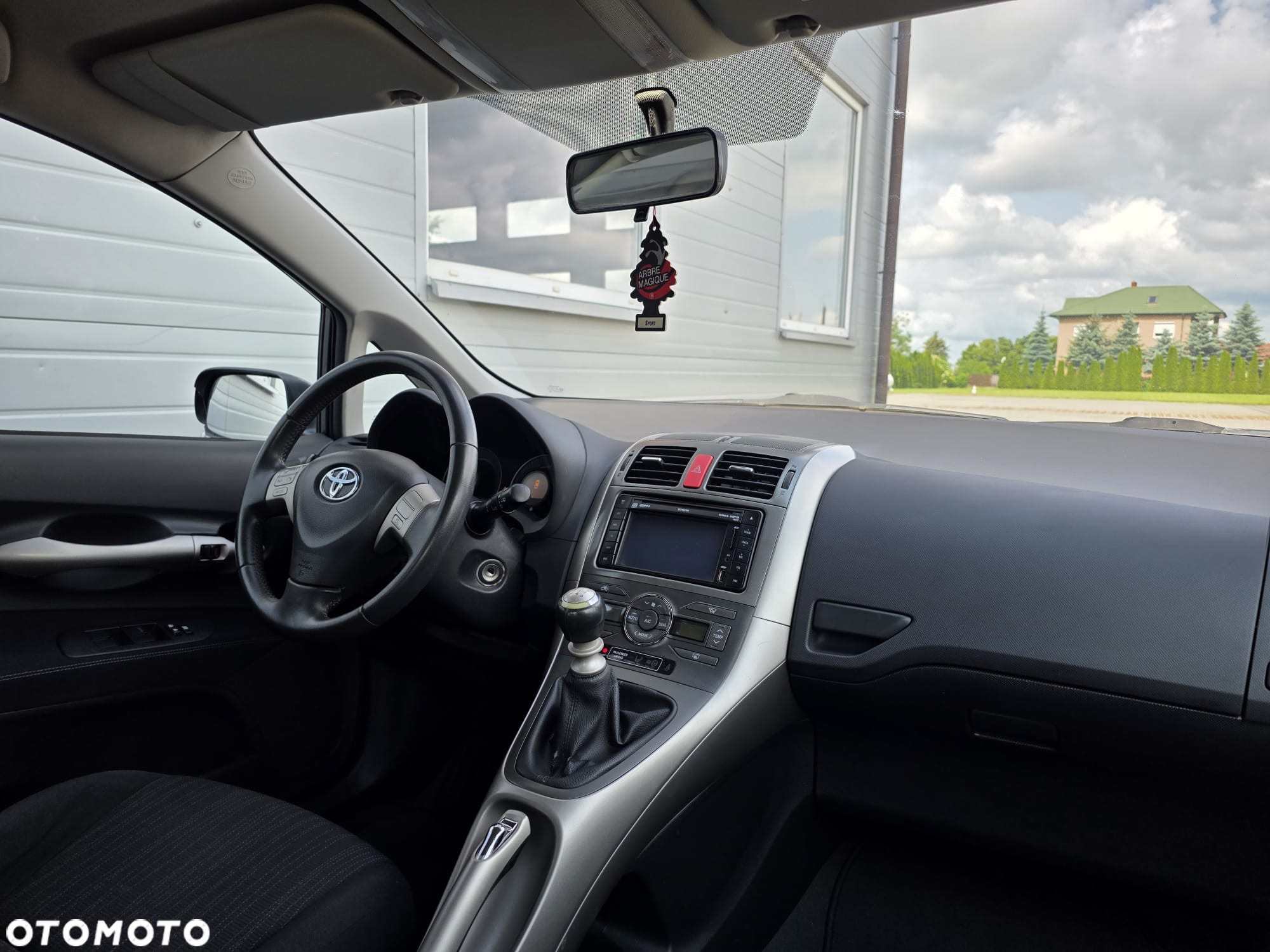 Toyota Auris 1.6 Sol - 25