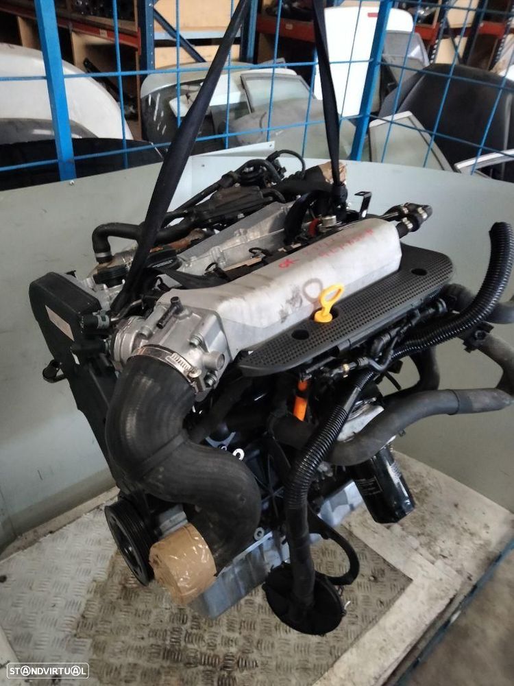 MOTOR COMPLETO VOLKSWAGEN GOLF IV BERLINA 1J110.1997 - 1