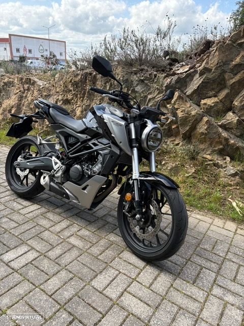 Honda CB 125 R 2019 - 5