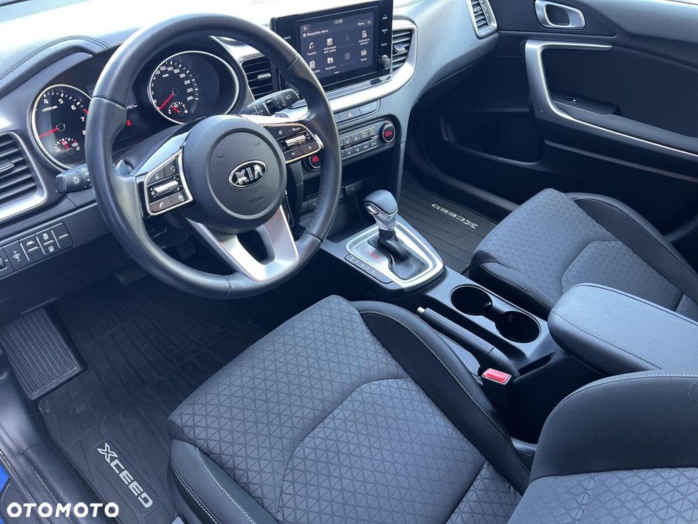 Kia XCeed - 21