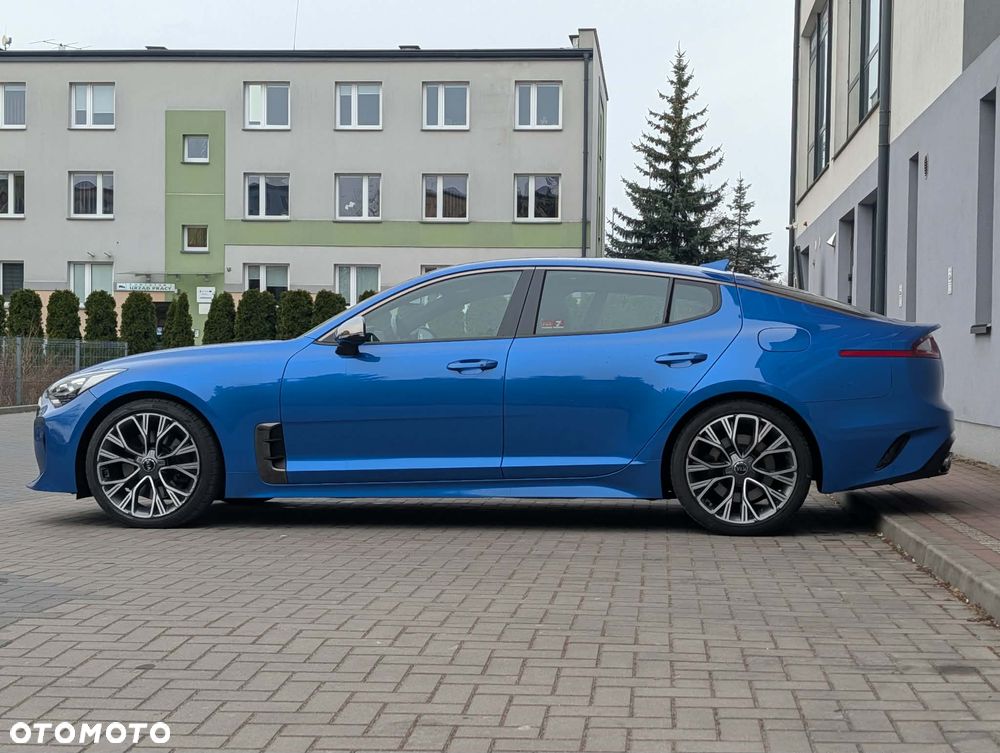 Kia Stinger 2.0 T-GDI GT Line - 10