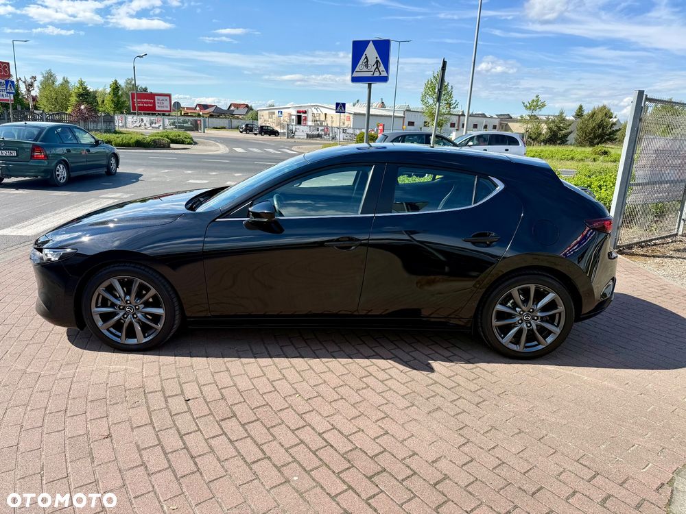 Mazda 3 e-SKYACTIV-G 122 M HYBRID HOMURA - 28
