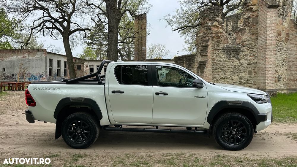 Toyota Hilux 2.8D 204CP 4x4 Double Cab AT MHEV Invincible Color Edition (3E5) - 5