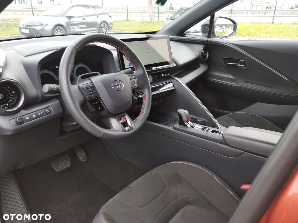Toyota C-HR - 15