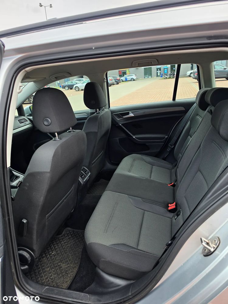 Volkswagen Golf 1.4 TSI BMT Comfortline - 11