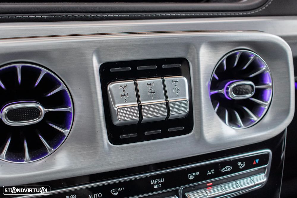 Mercedes-Benz G 63 AMG 4x4 - 38