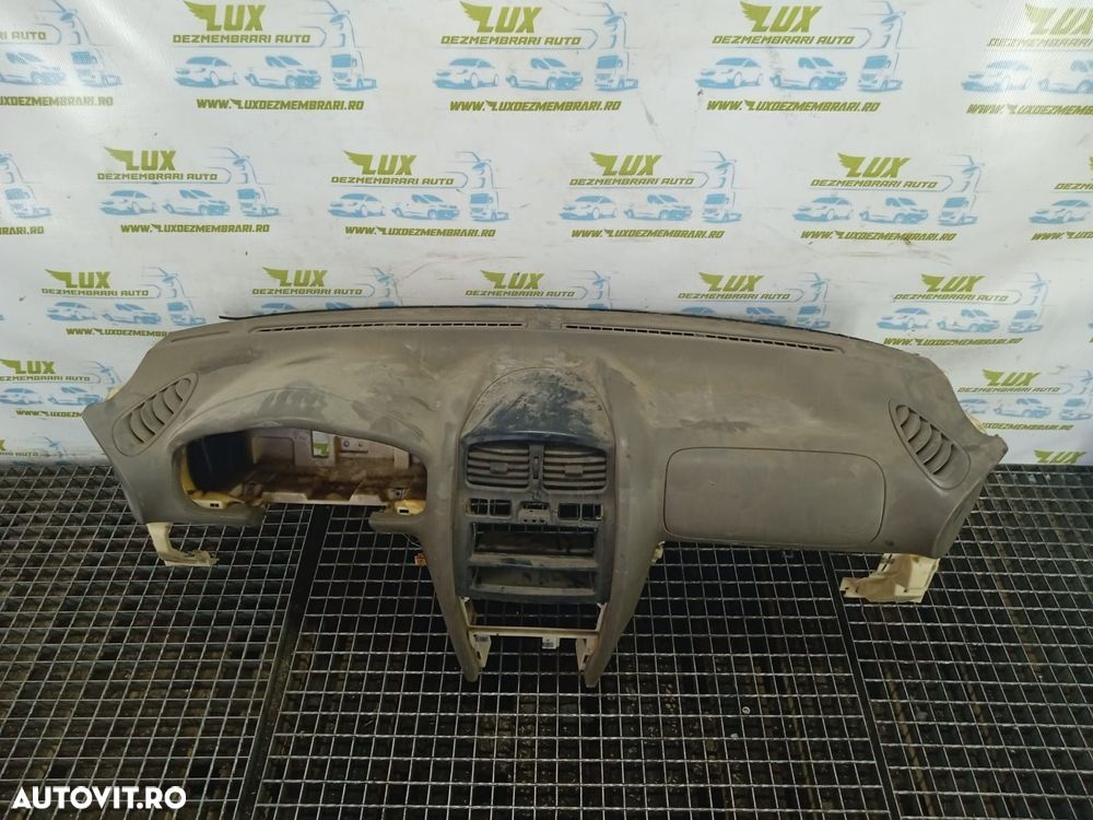 Plansa bord Hyundai Santa Fe SM [2000 - 2004] - 2