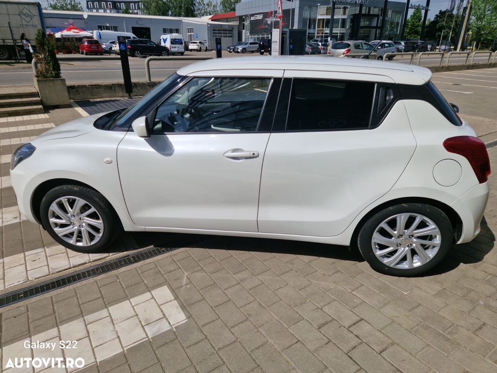 Suzuki Swift 1.2 Dualjet 12V MHEV Passion - 6