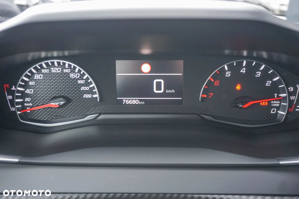 Peugeot 208 1.2 PureTech Active S&S - 15